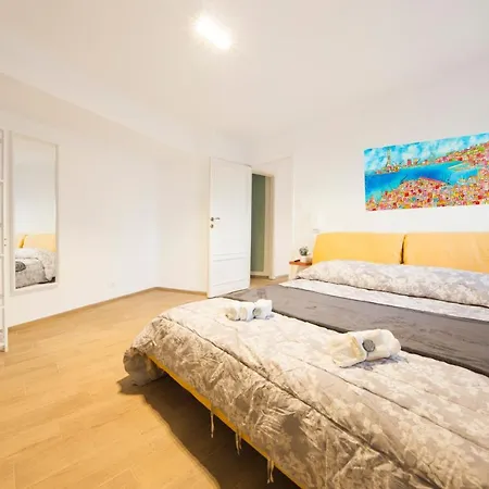 Castelletto - Appartamento+p. Auto : La Funicolare *