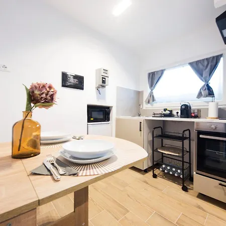 Castelletto - Appartamento+p. Auto : La Funicolare Apartment