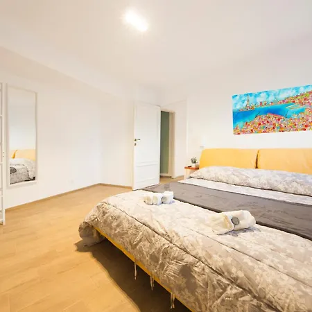 דירה Castelletto - Appartamento+p. Auto : La Funicolare ג'נובה